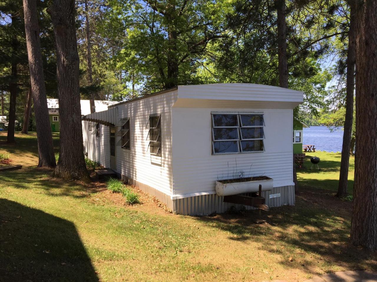 Rainbow'S End Resort Camp Chetek Esterno foto